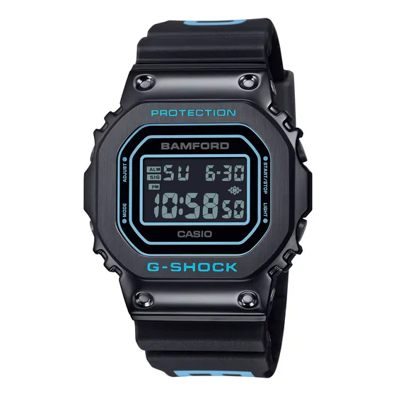 Reloj Casio G-shock Bamford Gm-5600bwd-1 Negro Y Cian