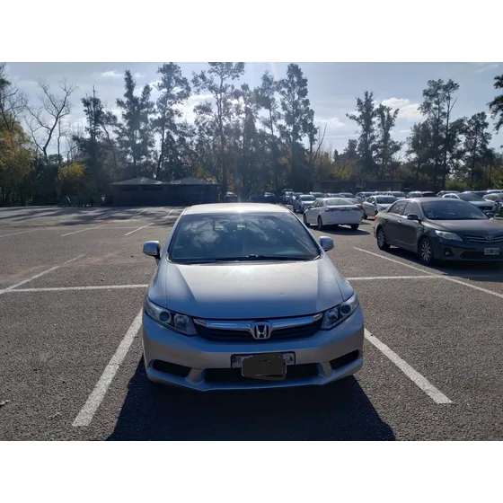 Honda Civic 1.8 Lxs Mt