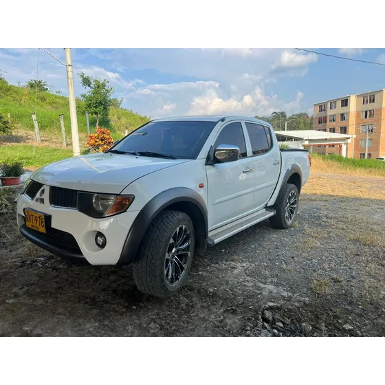 Mitsubishi 2008 Sportero