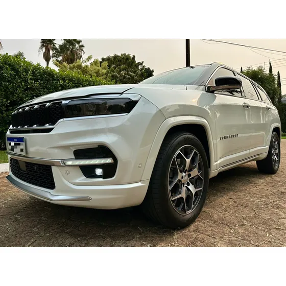 Jeep Commander 1.3 Overland Turbo Flex Aut. 5p