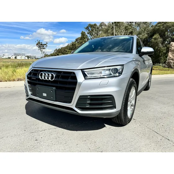 Audi Q5 2.0 L T Dynamic Dsg