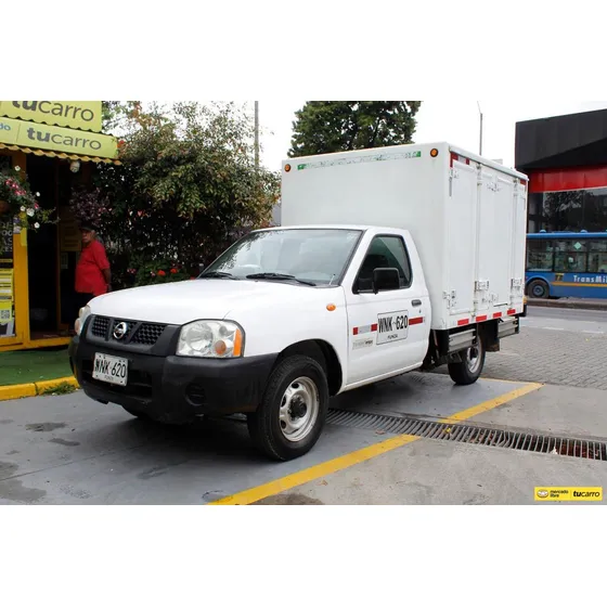 Nissan Frontier 2.4 D22/ Np300 Furgón
