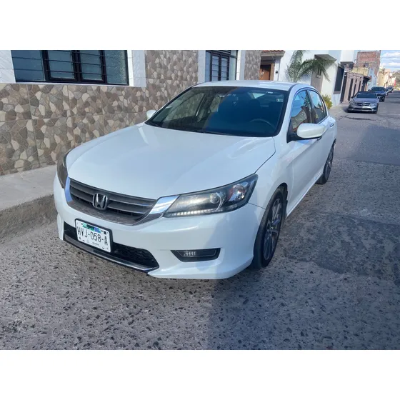 Honda Accord 2.4 Lx Sedán L4 At