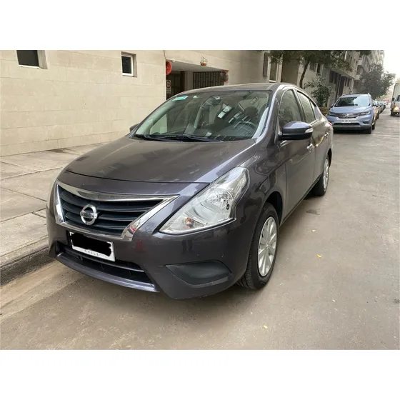 Nissan Versa Sense Mt