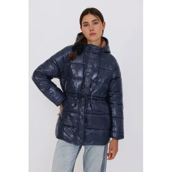 Campera Puffer Vinílica Con Capucha Mujer System