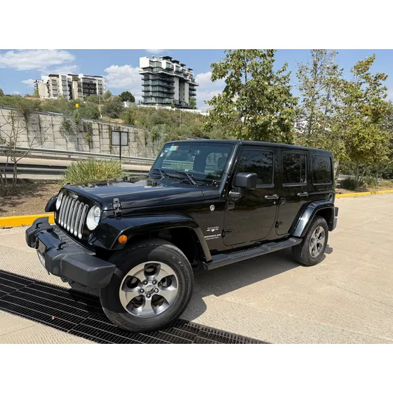 Jeep Wrangler 3.7 Unlimited Sahara 3.6 4x4 At