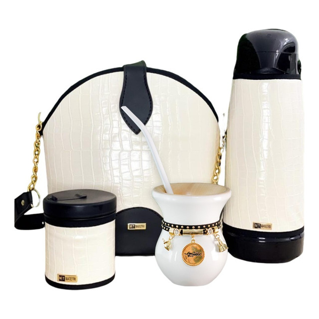 Mateira Chimarrão 6 Peças Kit Luxo 1.8 Litros - Feminina Mateira Chimarrão 6 Peças Kit Luxo 1.8 Litros - Feminina
