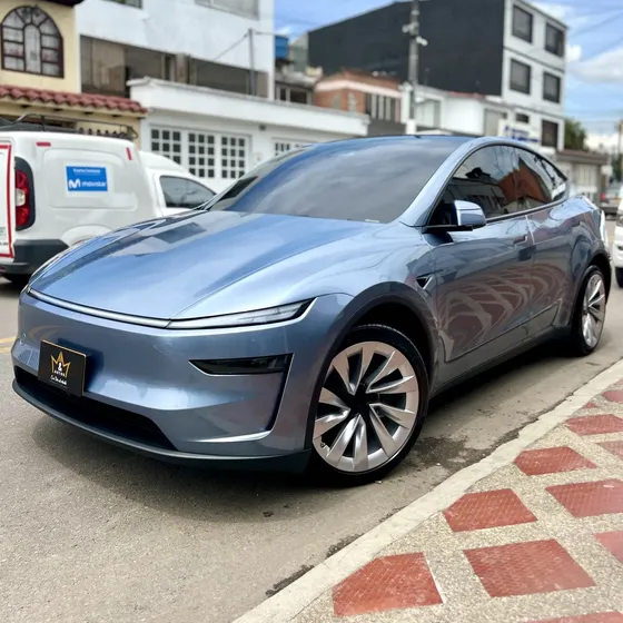 Tesla Model Y 2026 0.0 Rwd