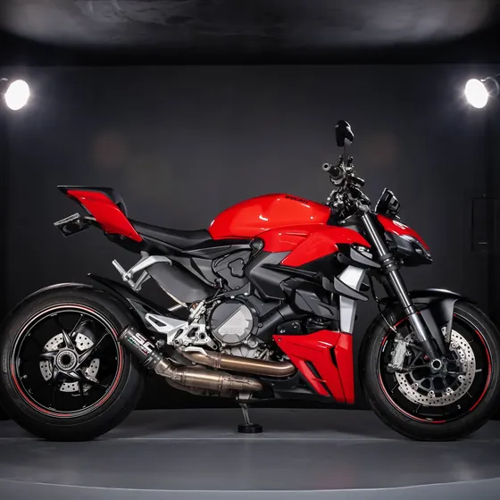 Ducati Streetfighter V2