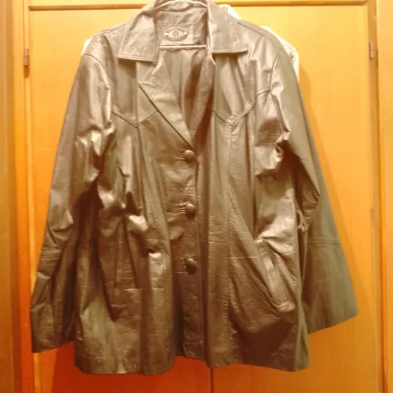 Chaqueta De Cuero Usada Dama Talla 16 Marca Cabrito Maracay 