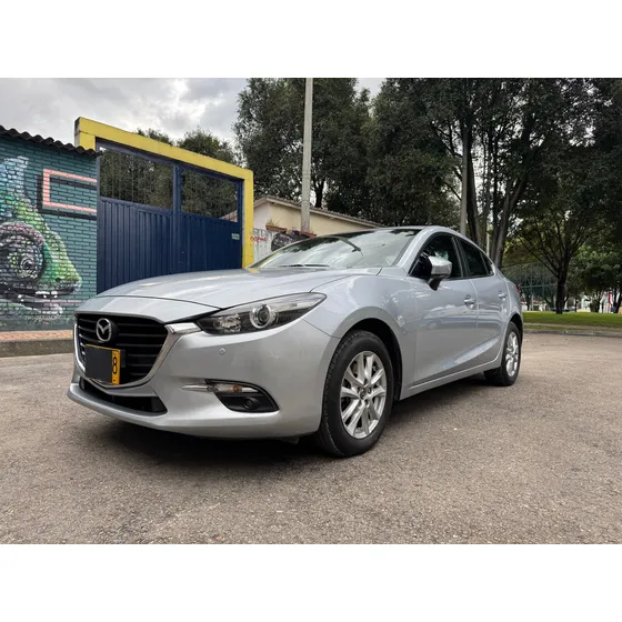 Mazda 3 2.0 Touring At