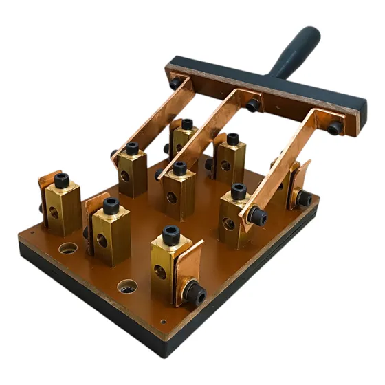 Interruptor Doble Tiro 3 Polos 200 Amperes Doble Cuchilla