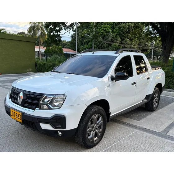 Renault Duster Oroch 4 X4 2.0 Mecánica Gasolina