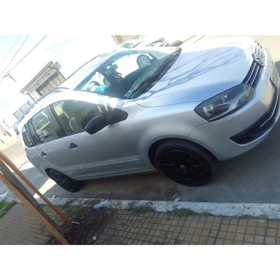 Volkswagen Suran 1.6 Highline 101cv 11c