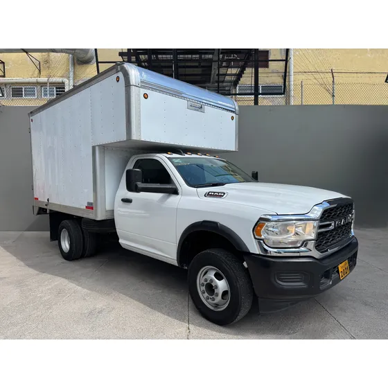 Ram 4000 5.7 Chasis Cabina Pl 4x2 Mt