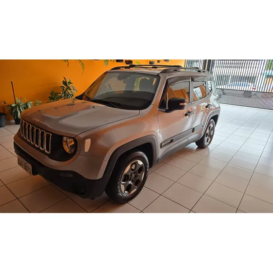 Jeep Renegade 1.8 Flex Aut. 5p