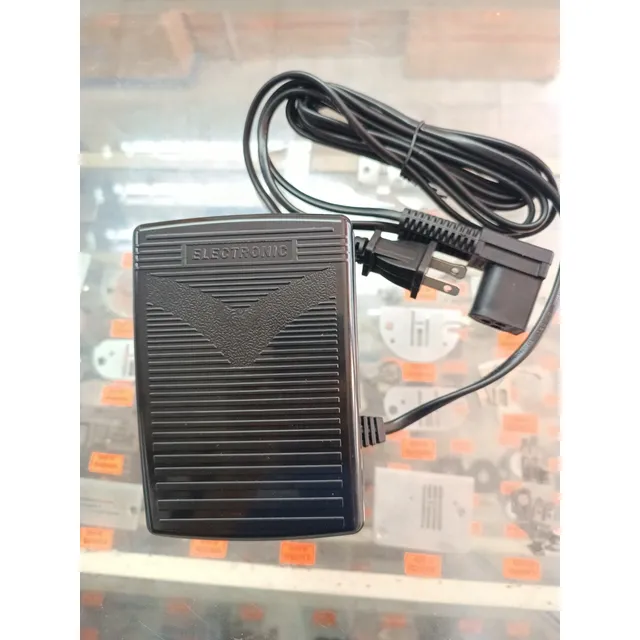 Pedal O Chola Singer Cg590 O Tipo U