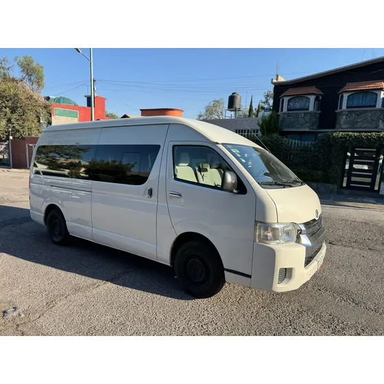 Toyota Hiace 2.7 Bus 15 Pas Mt