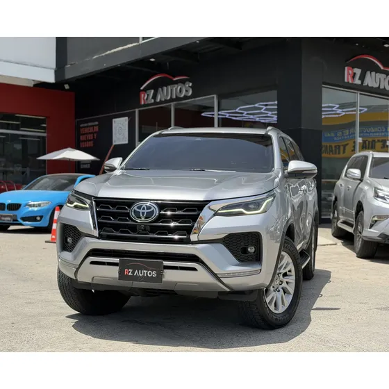 Toyota Fortuner 2022 2.8l