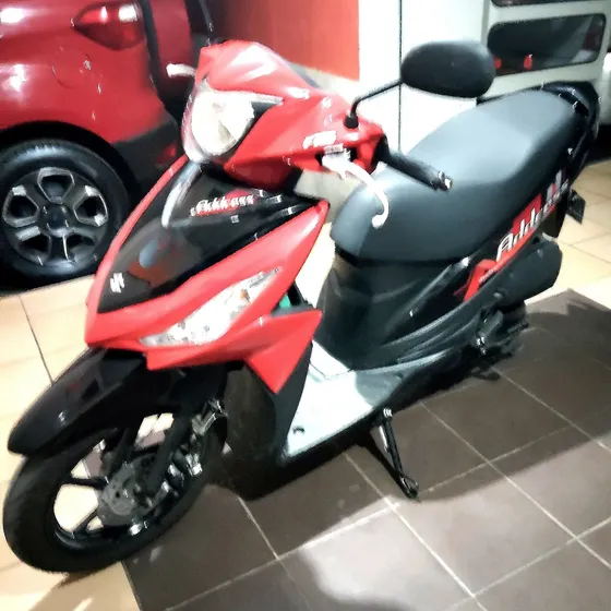 Moto Señoritera, Buen Estado, Poco Uso, Papeles Al Día.