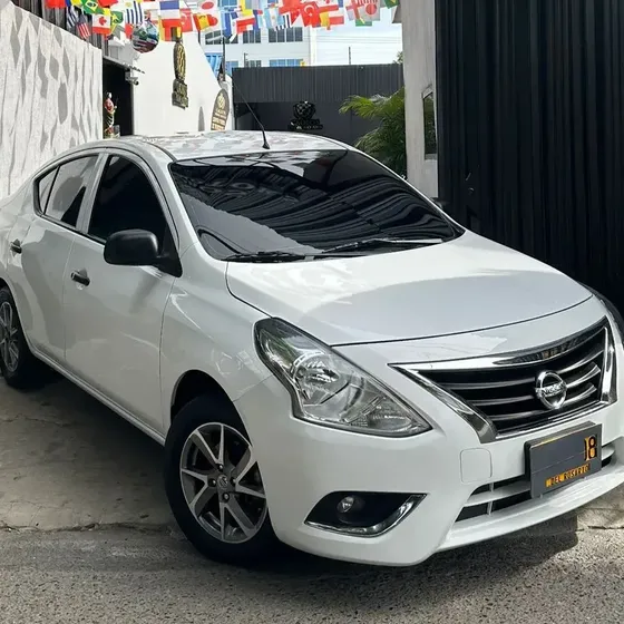Nissan Versa 2023 1.6 Drive At