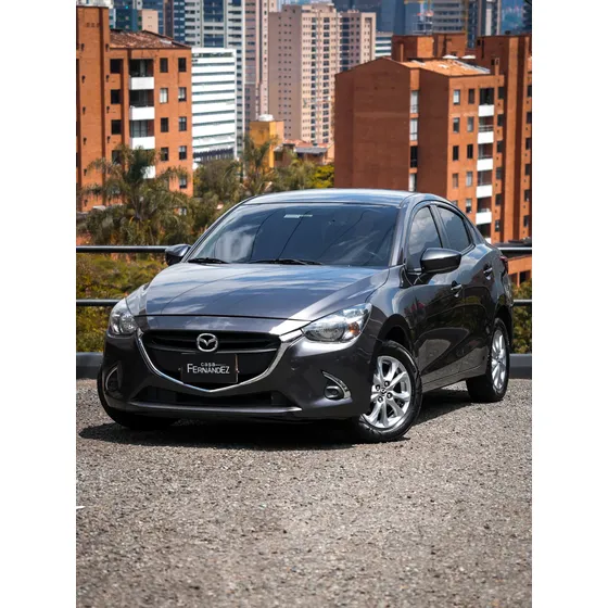 Mazda 2 2020 1.5 Touring