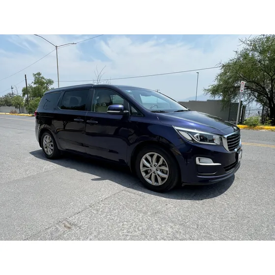 Kia Sedona 3.3 V6 Ex At