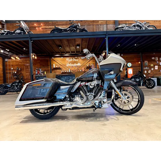 Harley Davidson Road Glide Cvo 117 Unica, No Fat Boy, Fatbob