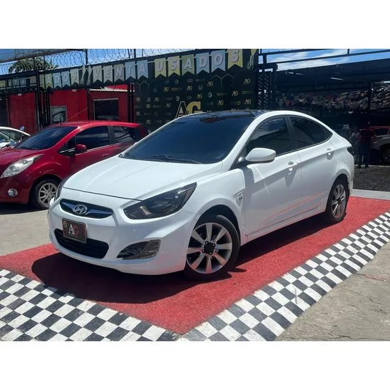 Hyundai Accent I25 1.6 At