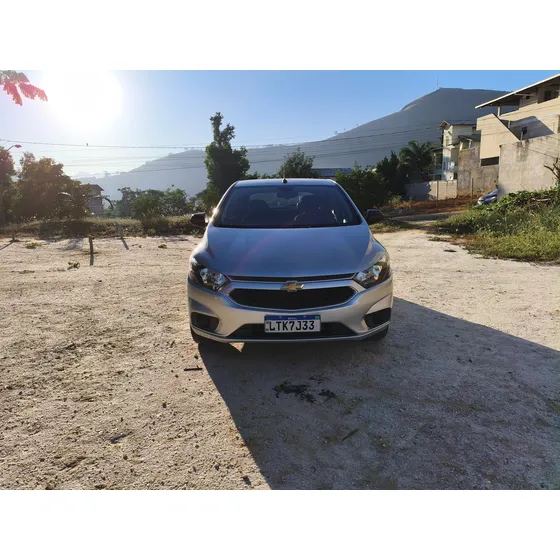 Chevrolet Onix 1.4 Advantage Aut. 5p