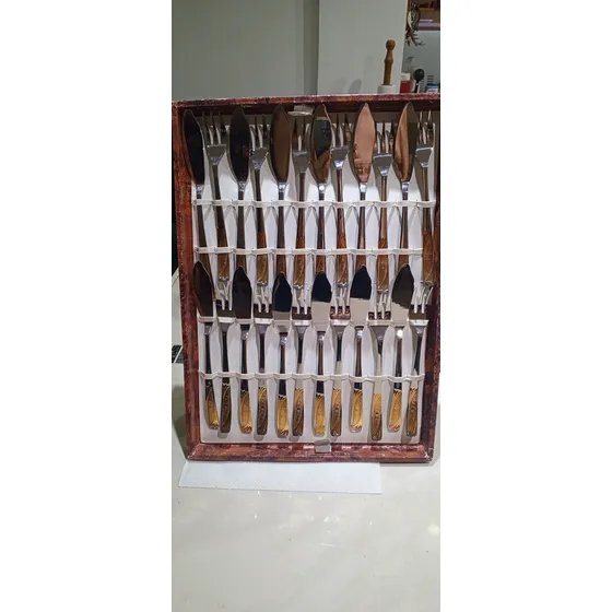 Juego De Cubiertos Acero Inox Baño De Oro Inoxpran 125piezas