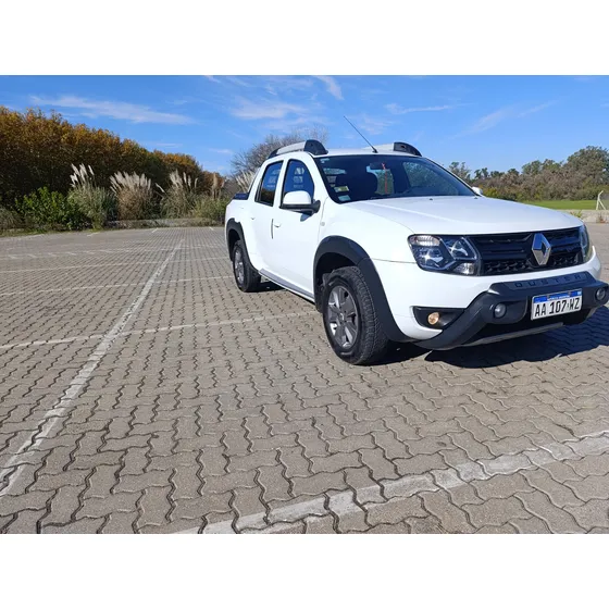 Renault Duster Oroch 2.0 Outsider Plus