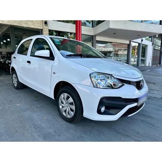Toyota Etios 1.5 X 6mt My19