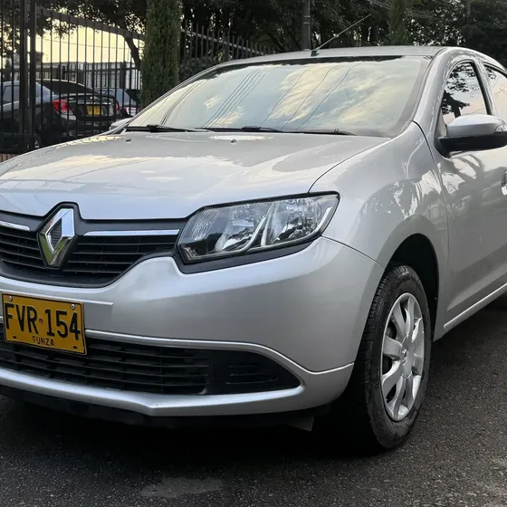 Renault Logan 2020 1.6 Expression / Life +