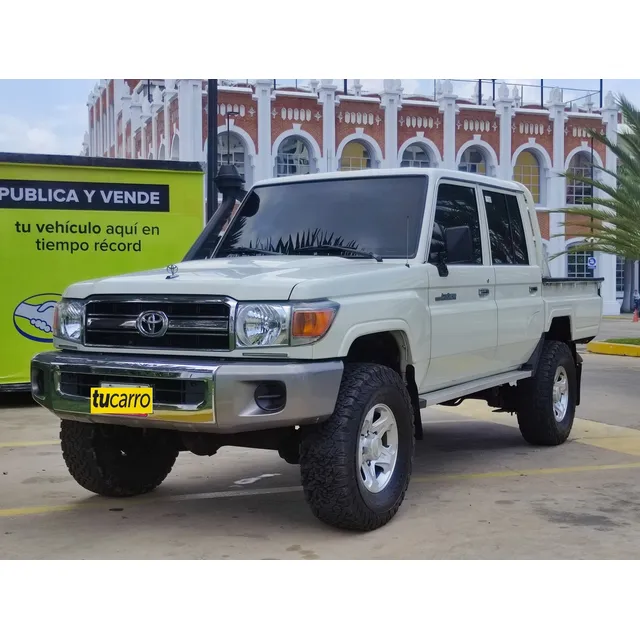 Toyota Land Cruiser Hembrita