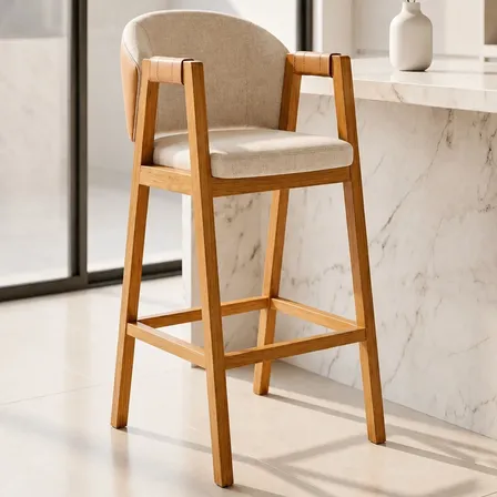 Banqueta Alta Estofada Em Madeira Com Encosto Heluca Design Bouclê Italiano Premium Bege Com Escosto Caramelo