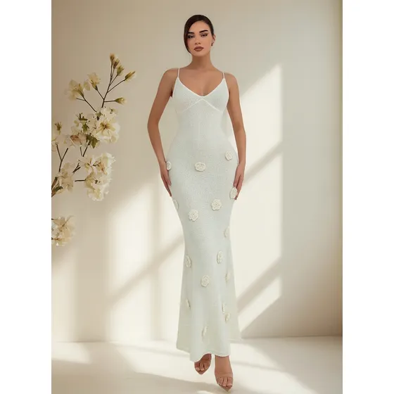 Vestido Largo En Tejido Con Flores Beige