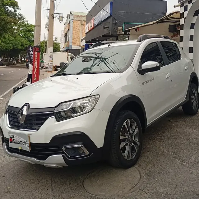 Renault Stepway 2022 1.6 Dynamique / Intens Automática