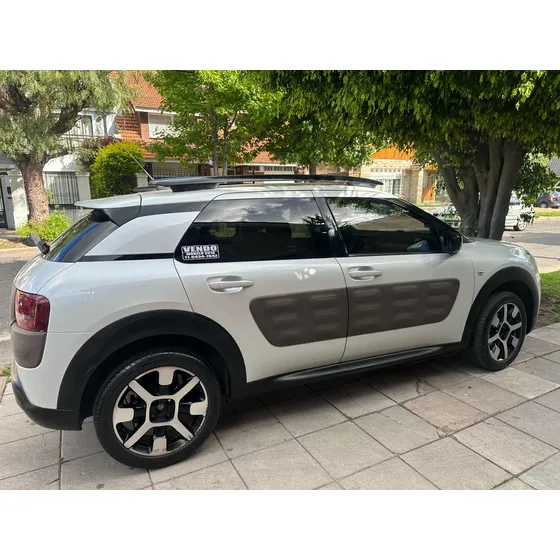 Citroën C4 Cactus 1.2 Puretech 110 At6 S&s Shine