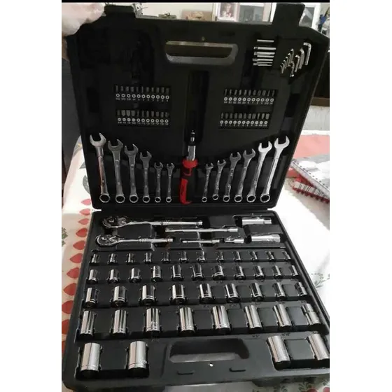 Juego De Dados Hyper Tough 137 Piezas