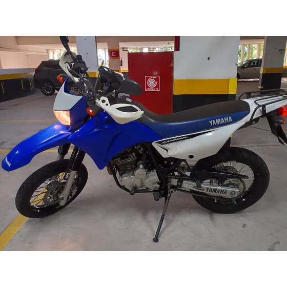Lander Xtz 250 2015 (conservada) + Kit Motard