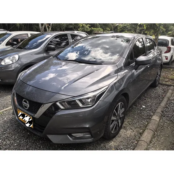 Nissan Versa 1.6 Advance