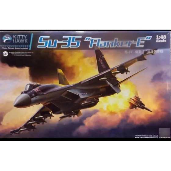 Sukhoi Su-35 Flanker E-escala 1/48 Kittyhawk-