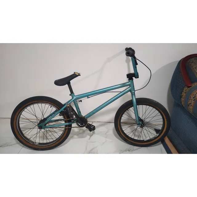Bicicleta Bmx Haro 300.1 Gratis Casco Sixsixone
