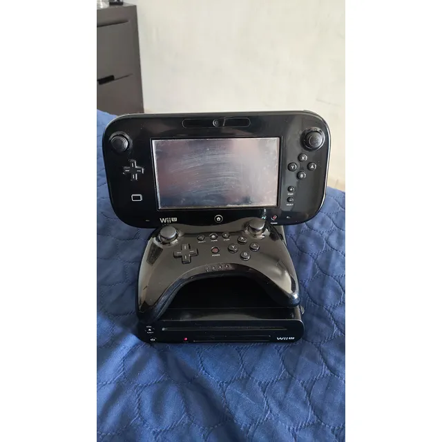 Nintendo Wii U 32gb Deluxe Bundle Color Negro Negro