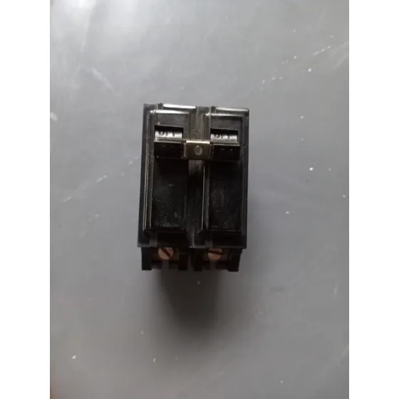 Breaker 2x90 General Elect Thql Embutir
