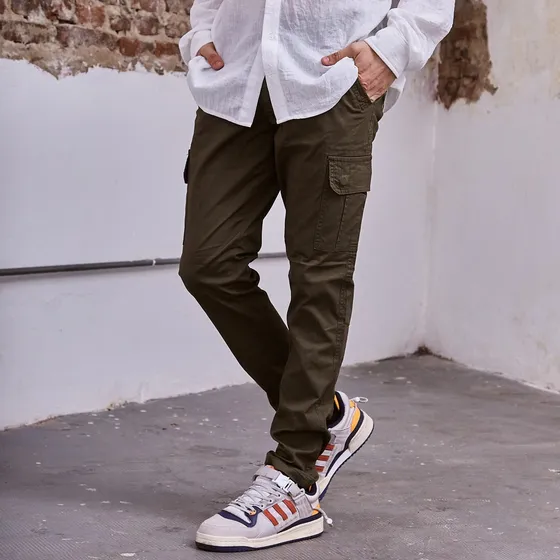 Pantalon Cargo De Gabardina Dogma Premium