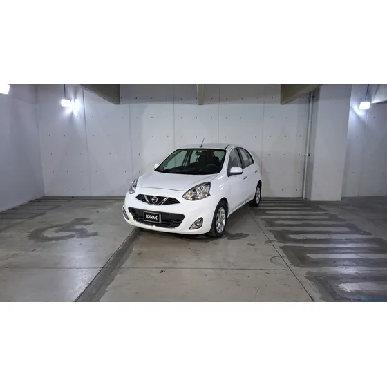 Nissan March 1.6 Advance At