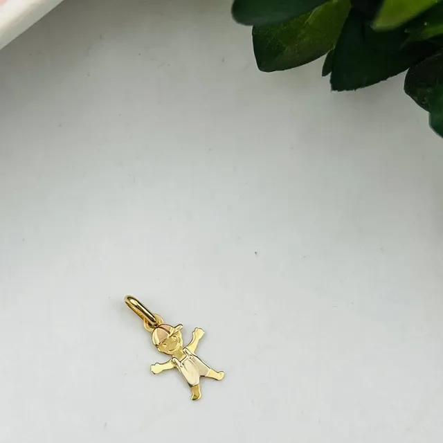 Dije De Niño En Oro 18k