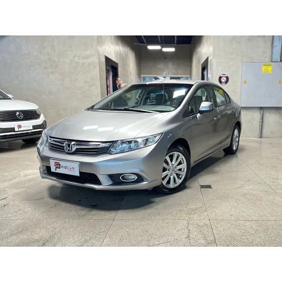 Honda Civic 1.8 Lxs 16v Flex 4p Automático